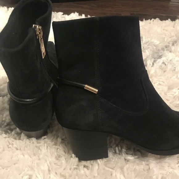 Brand new Isaac Mizrahi suede booties in black - Picture 3 of 4